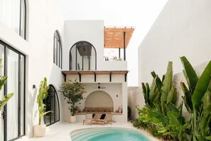 Pool - 4 BR luxury villa, rooftop terrace with ocean view (Seseh)