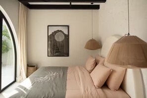 Iron/ironing board, WiFi, bed sheets - Luxurious 3 BR villa, 100 meters from the Beach (Seseh)