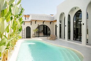 Pool - Villa Naxos w/ 3 BR, private pool, 100 m to ocean (Seseh)