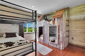 5 habitaciones, tabla de planchar con plancha y wifi gratis 