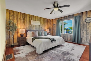 5 bedrooms, iron/ironing board, free WiFi, bed sheets