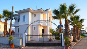 Exterior - Peaceful Villa With Pool Near Calis Beach (Fethiye)