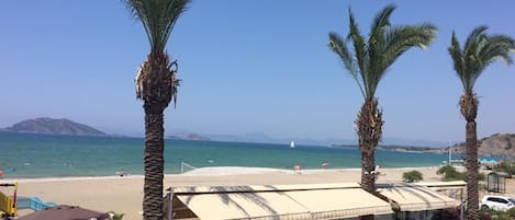 Strand
