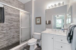 Hair dryer - 203-2 Windsor Palm 3BR Resort Pool Next to Disney (Kissimmee)