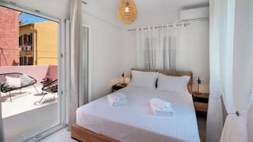 Apartment, Partial Sea View | Soundproofing, free WiFi