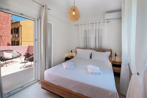 Apartment, Partial Sea View | Soundproofing, free WiFi - Casa Rossa e Verde by All About Paxos (Gaios)