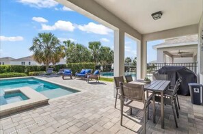 Pool - Last Minute Disney Getaway! Private Pool, Game Room & Themed Bedrooms. Book Now! #170009 (Orlando)