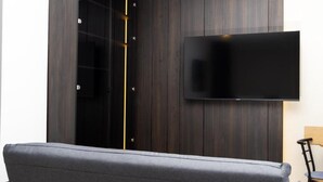 Kamar Double Deluks, pemandangan kota | Interior