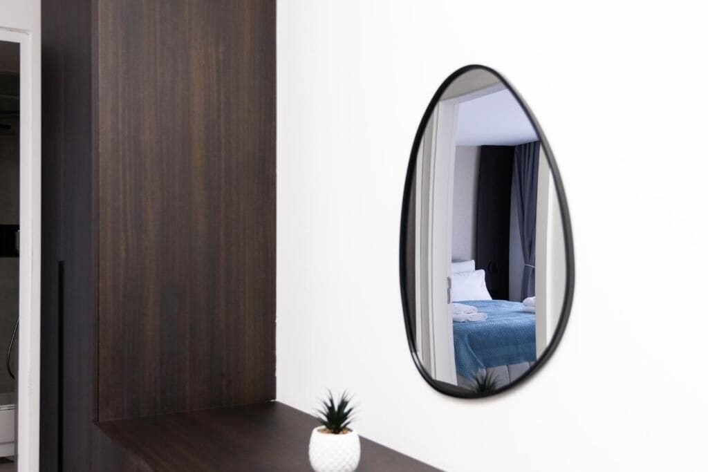 Suite Deluxe, vistas a la ciudad | Escritorio y wifi gratis