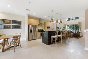 Dining - Last Minute Disney Getaway! Modern Townhome with Private Balcony. Book Now! #170017 (Orlando)
