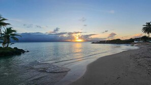 Beach - Vrbo Property (Le Gosier)