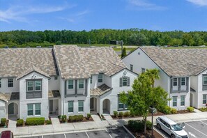 Exterior - Last Minute Disney Getaway! Private Pool & Themed Bedrooms. Book Now! #167441 (Orlando)