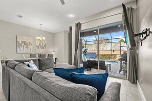Smart TV - Last Minute Disney Getaway! Private Pool & Themed Bedrooms. Book Now! #167585 (Orlando)