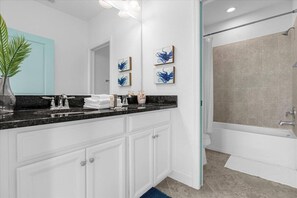Hair dryer, towels - Last Minute Disney Getaway! Private Pool & Themed Bedrooms. Book Now! #166597 (Orlando)