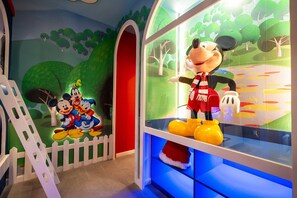 Children’s area - Last Minute Disney Getaway! Private Pool & Themed Bedrooms. Book Now! #172141 (Orlando)