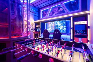 Games room - Last Minute Disney Getaway! Private Pool & Themed Bedrooms. Book Now! #172141 (Orlando)