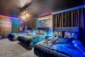 Iron/ironing board, WiFi, bed sheets - Last Minute Disney Getaway! Private Pool, Game Room & Themed Bedrooms. Book Now! #172197 (Orlando)