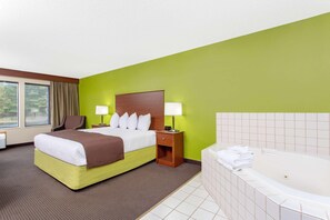 Room - Americinn By Wyndham Black River Falls (Black River Falls)