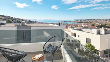 Villa, 5 Bedrooms, Sea View | City view