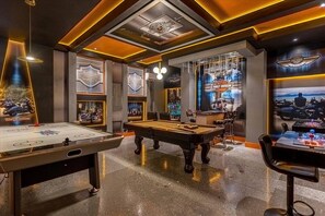 Games room - Last Minute Disney Getaway! Private Pool, Game Room & Themed Bedrooms. Book Now! #172899 (Orlando)