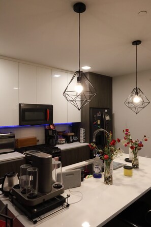 Private kitchen - Luxury 3BR Near MetLife Stadium Perfect for World Cup (Paramus)