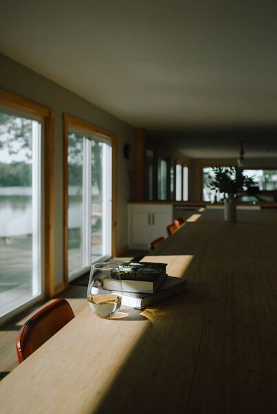 Fairbank Lake Cottages - Main Lodge