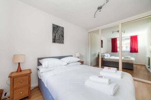 Bügeleisen/Bügelbrett, WLAN, Bettwäsche