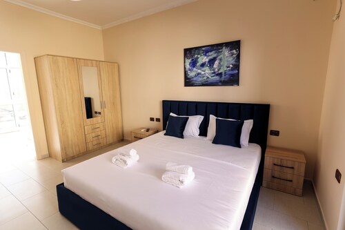 Private Villa With Garden Nesr City Centre