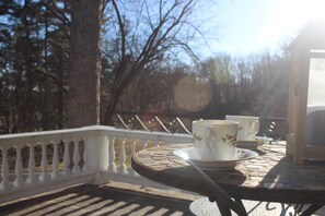 Outdoor dining - Stock's Manor Bed and Breakfast #2 (Mechanicsburg)