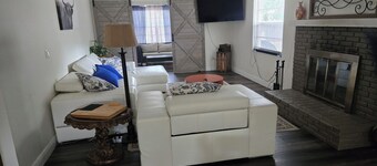 Soothing 3-bedroom house with AC in charming Sorrento