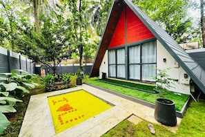 Biệt thự Cao cấp, ban công, quang cảnh hồ bơi | Khuôn viên nơi lưu trú