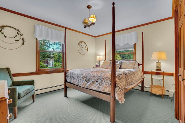 8 Schlafzimmer, Bügeleisen/Bügelbrett, Reisekinderbett, kostenloses WLAN