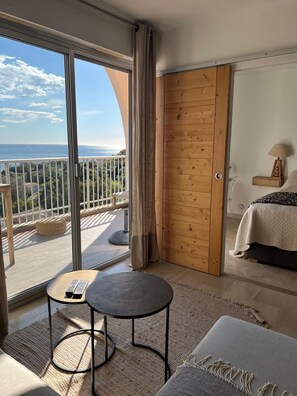 Iron/ironing board, free WiFi, bed sheets - Vrbo Property (Ajaccio)