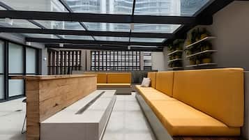 Apartment | Lobby