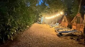 Queen Room with Garden View | Free WiFi
