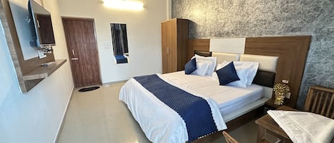 Deluxe Room | Free WiFi