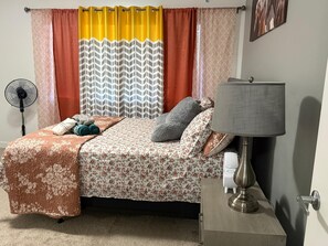 3 dormitorios, tabla de planchar con plancha, wifi y ropa de cama