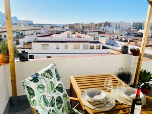 Outdoor dining - Apartamento Mezcal ! (Almuñécar)