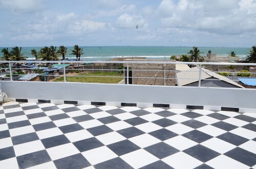 Pleasant villa with fully equipped seaside pool.