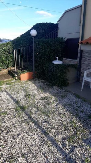 Property grounds - Apartment 'Mazzanta 308' (Mazzanta)