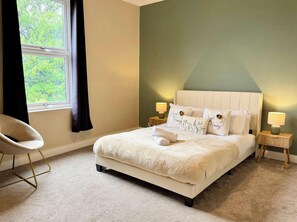 3 bedrooms, free WiFi, bed sheets - South Shields Coastal House Near Beaches- South (South Shields)