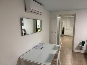 Comfort Townhome | Interior - FRISELLA (Bari)
