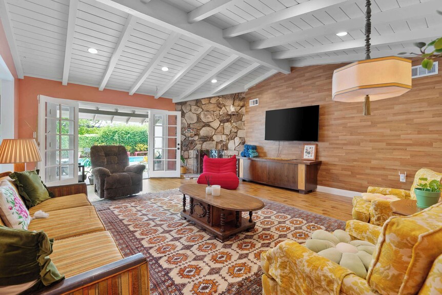 Sherman Oaks 4br | Heated Pool + Fireplace | C&c - Los Ángeles