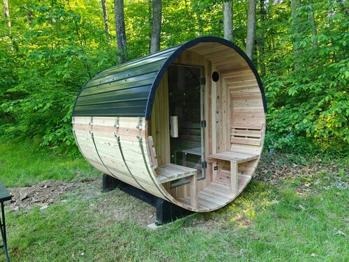 Pet-Friendly, Newly Renovated Cabin - Beautiful Hudson Valley Setting