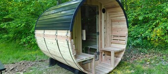 Pet-Friendly, Newly Renovated Cabin - Beautiful Hudson Valley Setting