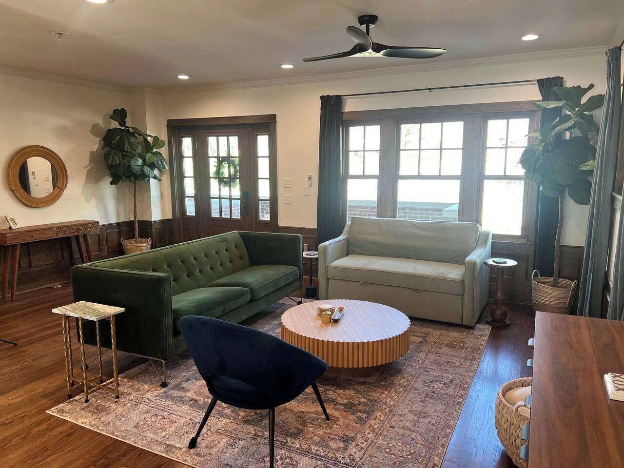 The Regent Parlour Fourplex On 10th | Zoo - Omaha, NE