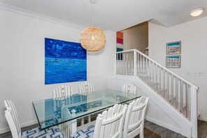 Dining - 🌞Beachfront 4BR Home | Expansive Deck w/ Gulf Views | Summer Wind Beach House (Navarre)