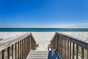 Beach - 🌞Beachfront 4BR Home | Expansive Deck w/ Gulf Views | Summer Wind Beach House (Navarre)