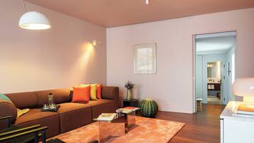 Exclusive Apartment, 1 Bedroom, Patio | Interior