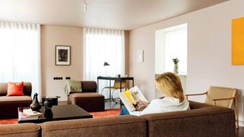 Design Apartment, 2 Bedrooms | Lobby